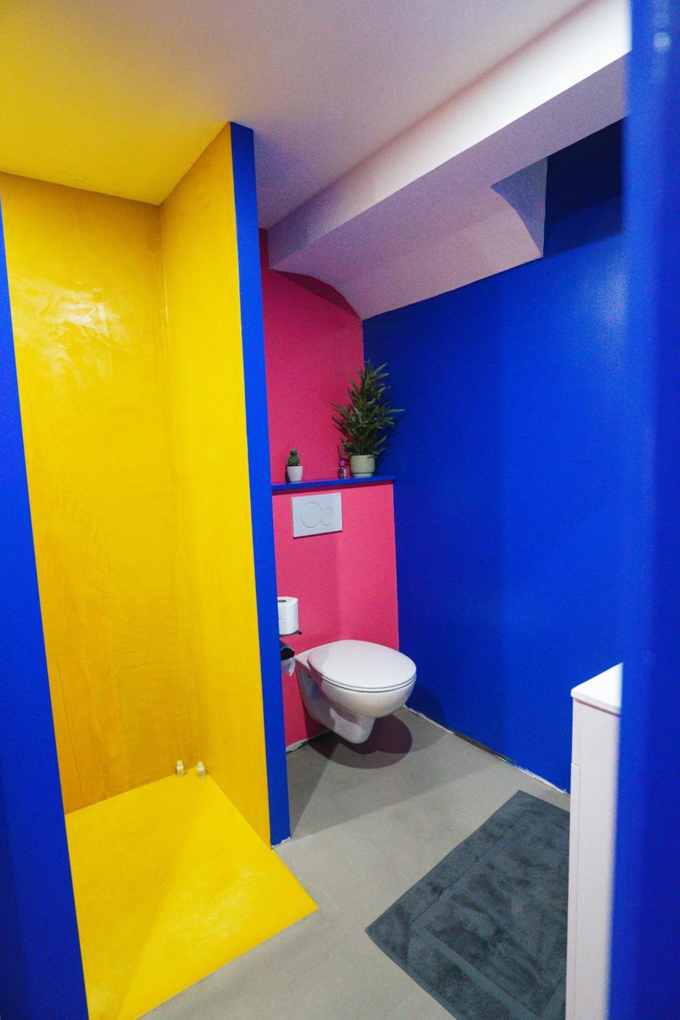 Capsule Boogie-Woogie - Jacuzzi - Sauna - Billard - Jeux - Ecran Geant - Filet Suspendu - Netflix La Louvière Esterno foto